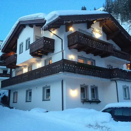 Garni Flurida Frühstückspension Wolkenstein in Gröden